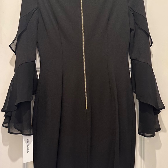 Black flutter sleeve cocktail dress - Picture 3 of 3